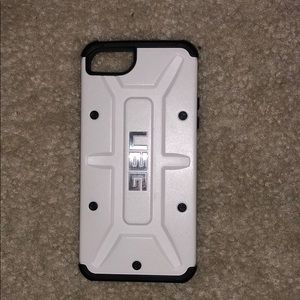 UAG 5,5s,SE case